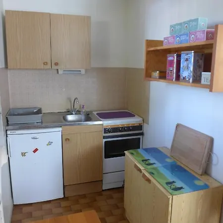 Ref 271, Ocean, Patio Au Calme Sous Les Pins, A Quelques Minutes De La Et Des Commerces, 5 Personnes * Seignosse
